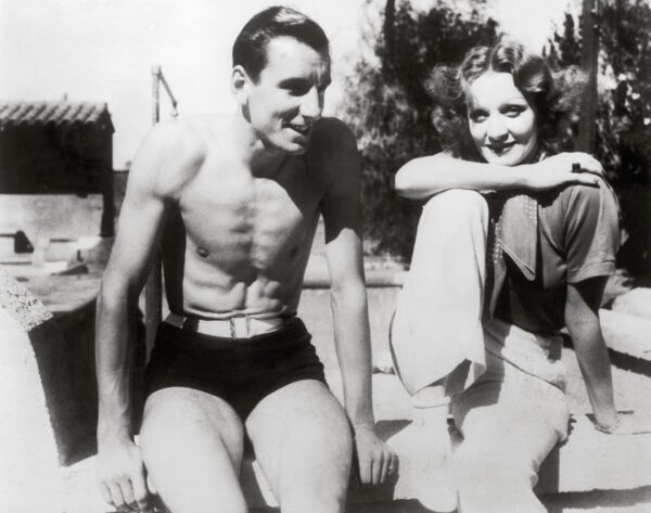 Fred Perry met Marlene Dietrich in Palm Springs, 1934.