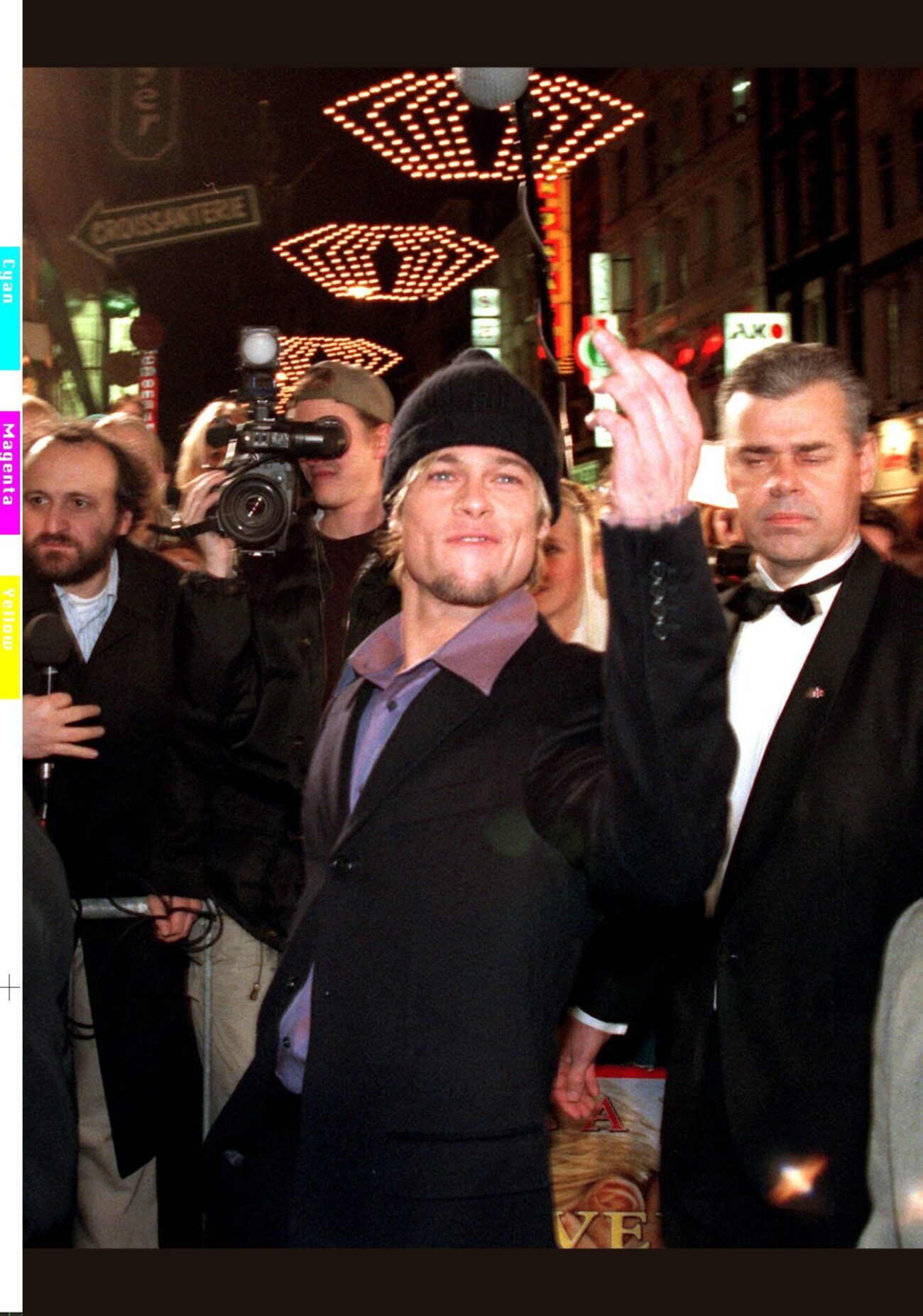 Brad Pitt in 1997 bij de première van Seven Years in Tibet in Tuschinski in Amsterdam.