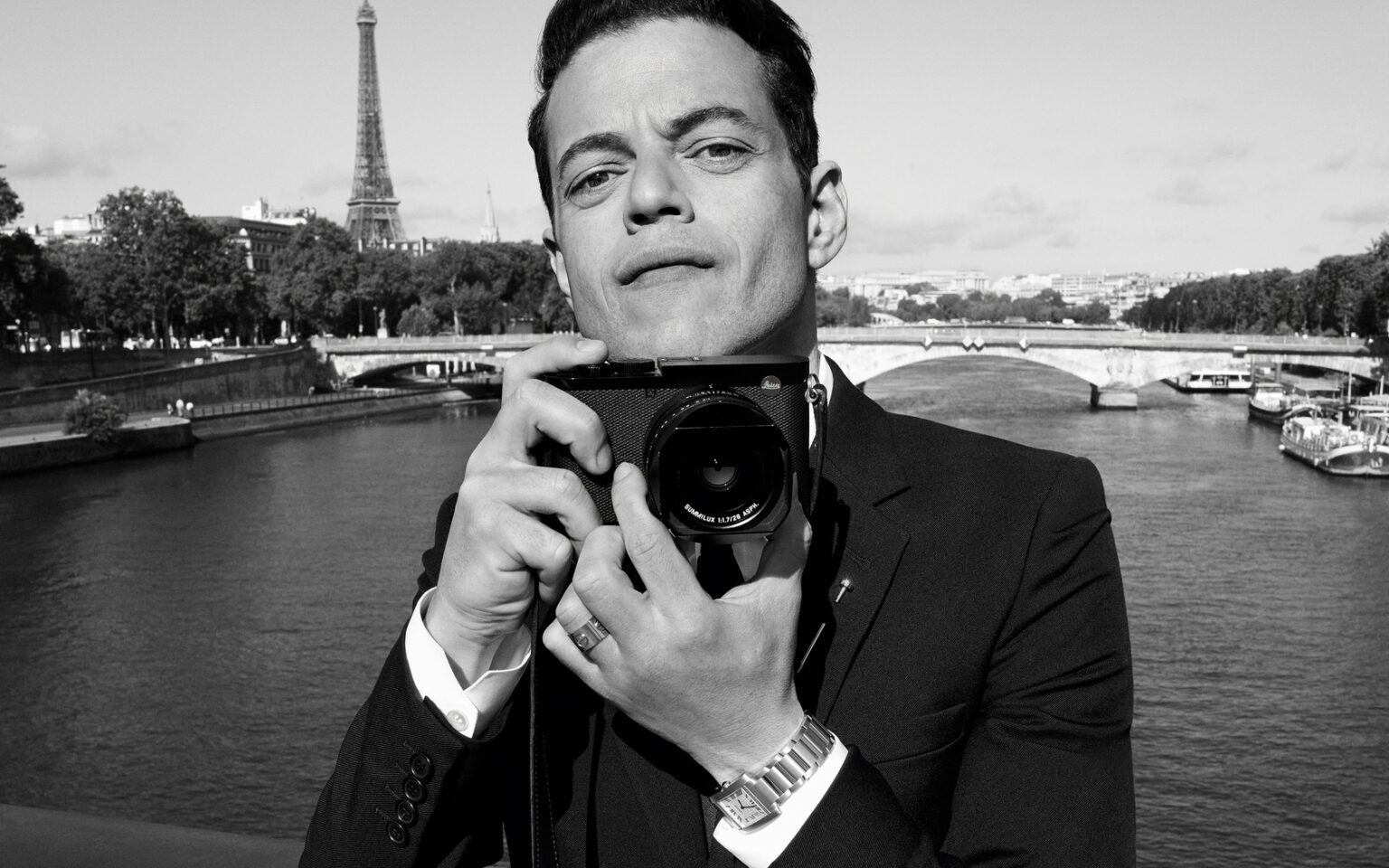 Cartier blaast Tank Française nieuw leven in om de pols van Rami Malek