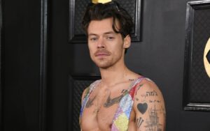 LOS ANGELES, CALIFORNIA - FEBRUARY 05: (FOR EDITORIAL USE ONLY) Harry Styles attends the 65th GRAMMY Awards on February 05, 2023 in Los Angeles, California. (Photo by Jon Kopaloff/WireImage)