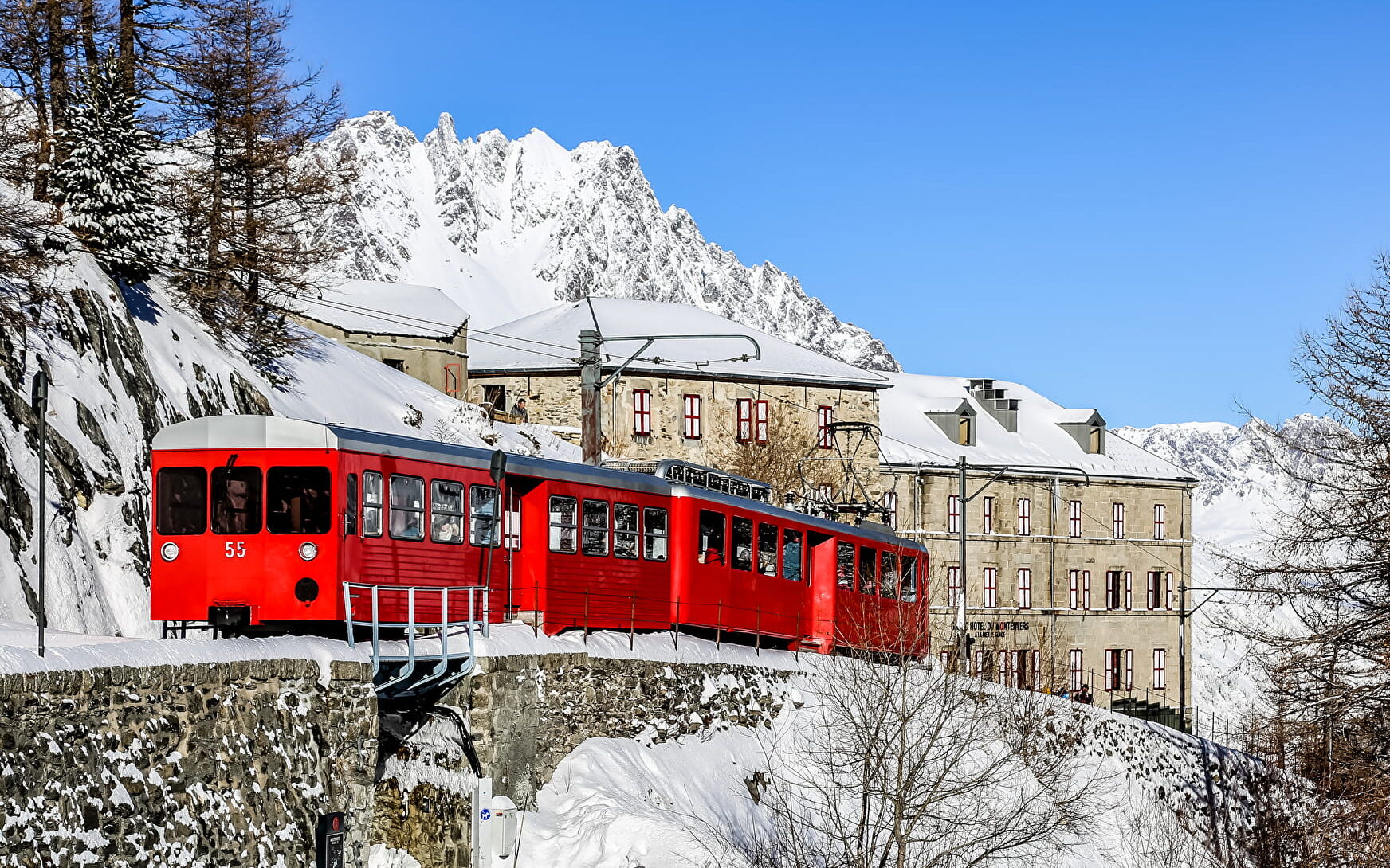 De mooiste winterse treinreizen ter wereld