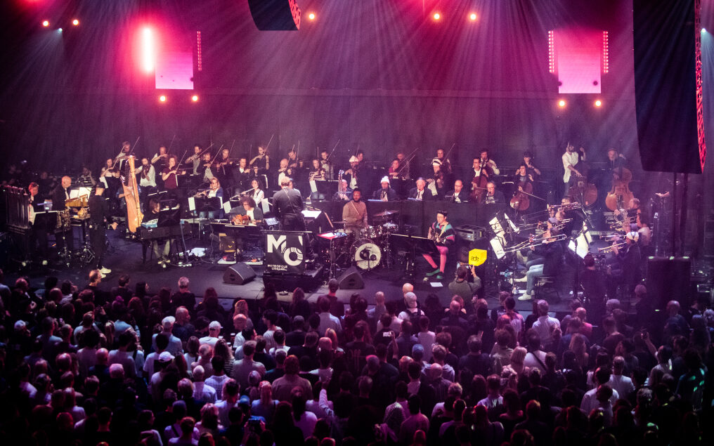 Het Metropole Orkest steekt in het nieuw